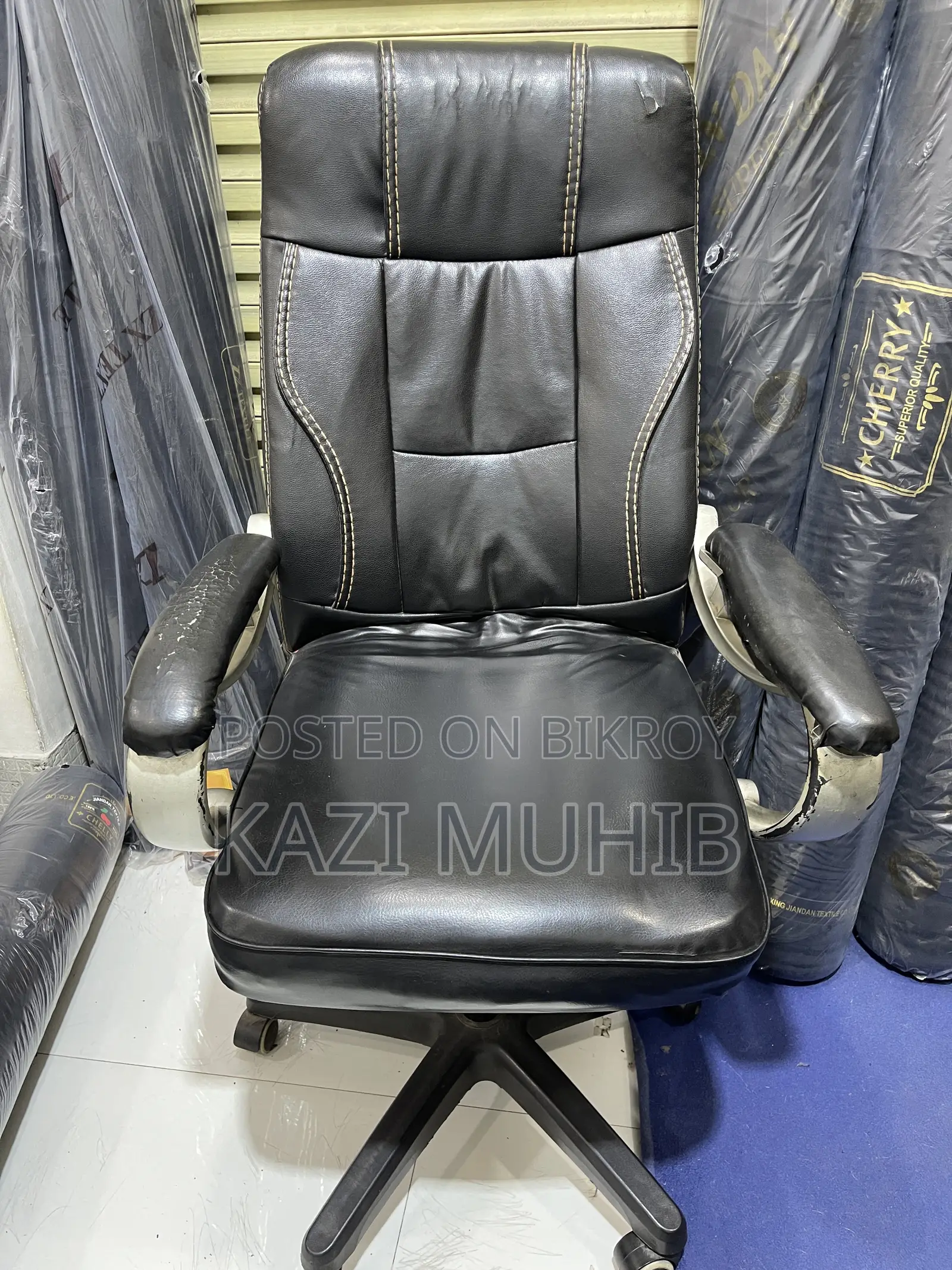 Office Chair Urgent Sale