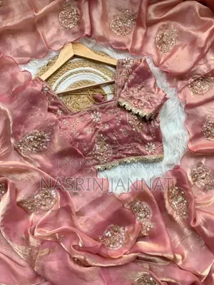 ইন্ডিয়ান শাড়ি