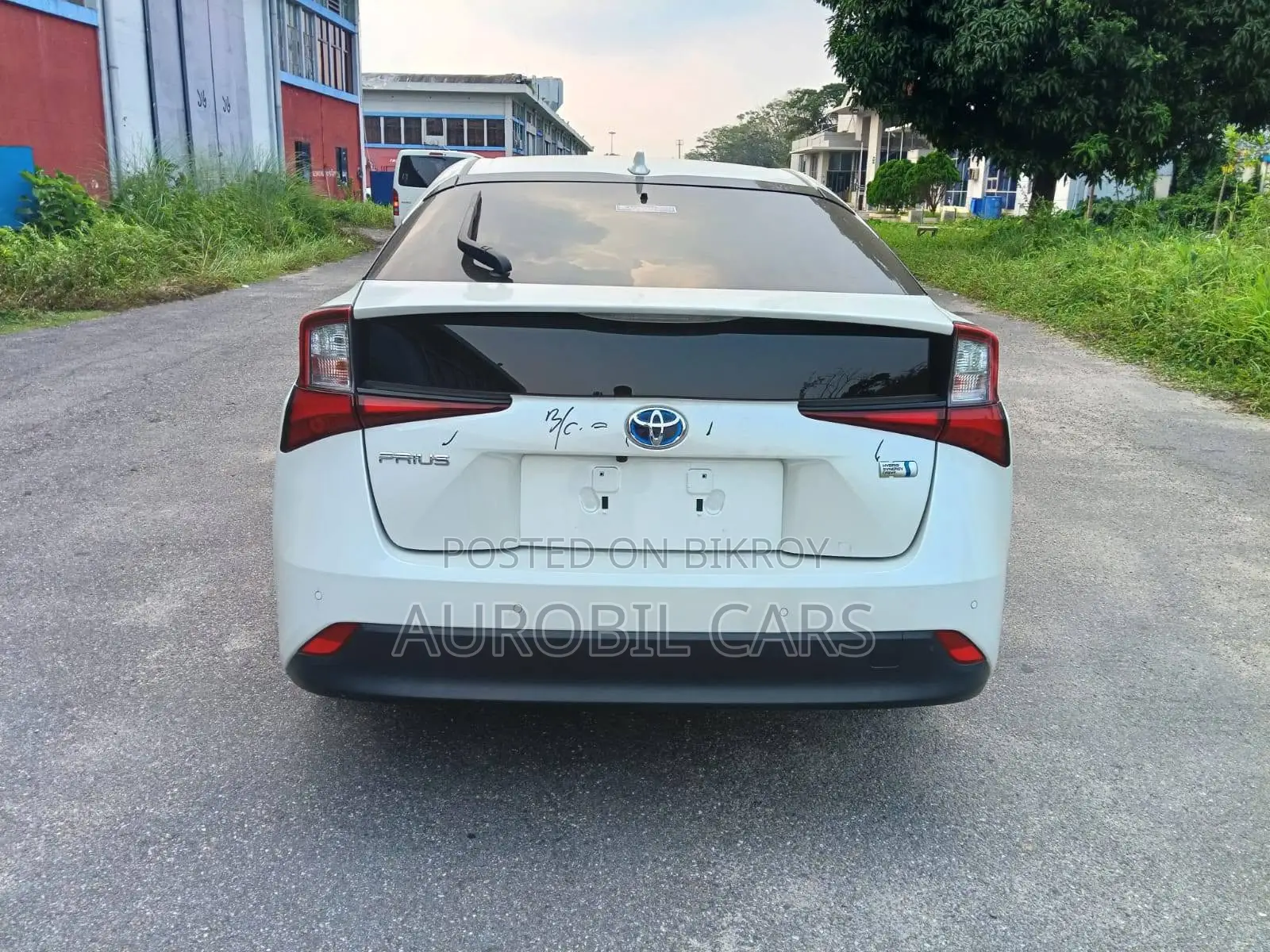 Toyota Prius 2021 Pearl