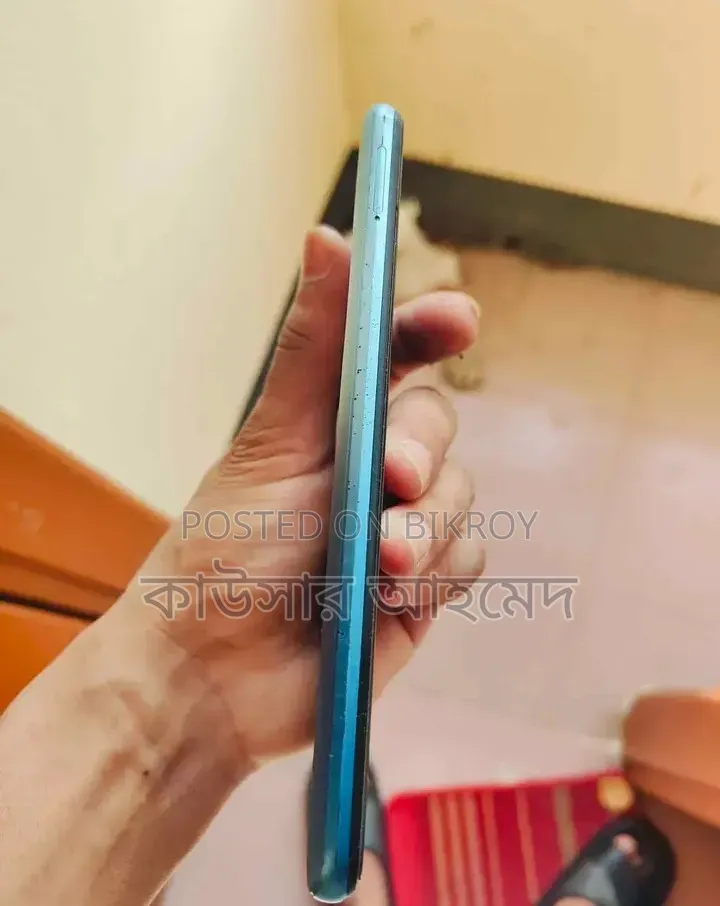 মোবাইল ফোন ৬৪ জিবি