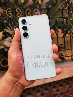 স্যামসাং গ্যালাক্সি এস২৩ এফই ২৫৬ জিবি সাদা