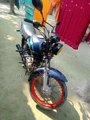 Bajaj 2000 Blue