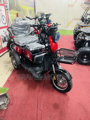 New Suzuki 750 2022 Beige