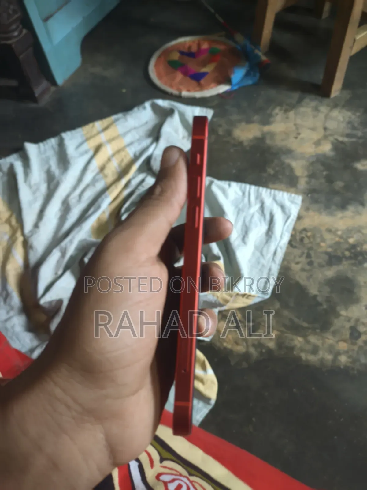 Apple iPhone 12 64 GB Red