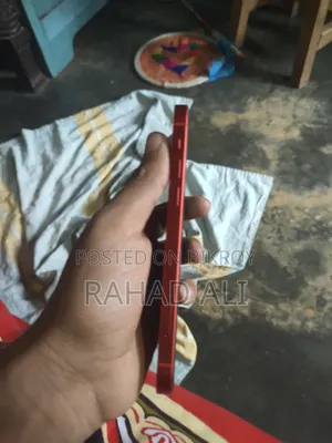 Apple iPhone 12 64 GB Red