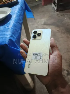 Realme Narzo N53 128 GB Yellow