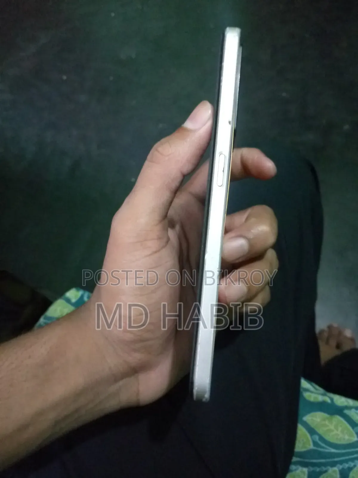 Oppo A77s 128 GB Orange