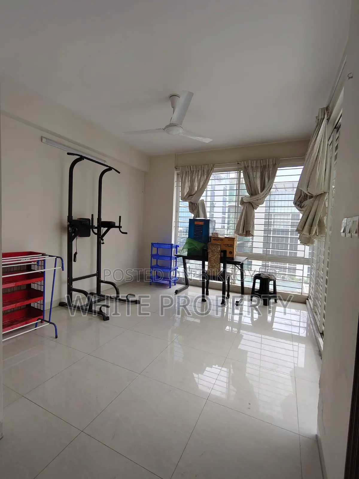 3-bedroom Apartment in White Property, Gulshan for Sale