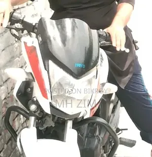 Hero Hunk 2015 White