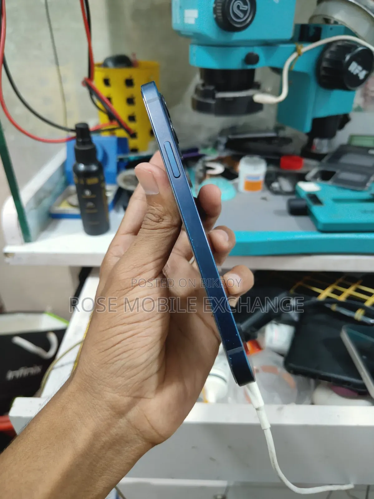 Apple iPhone 12 64 GB