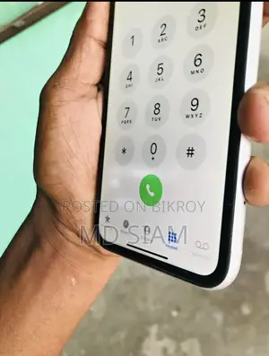 Apple iPhone XR 64 GB White