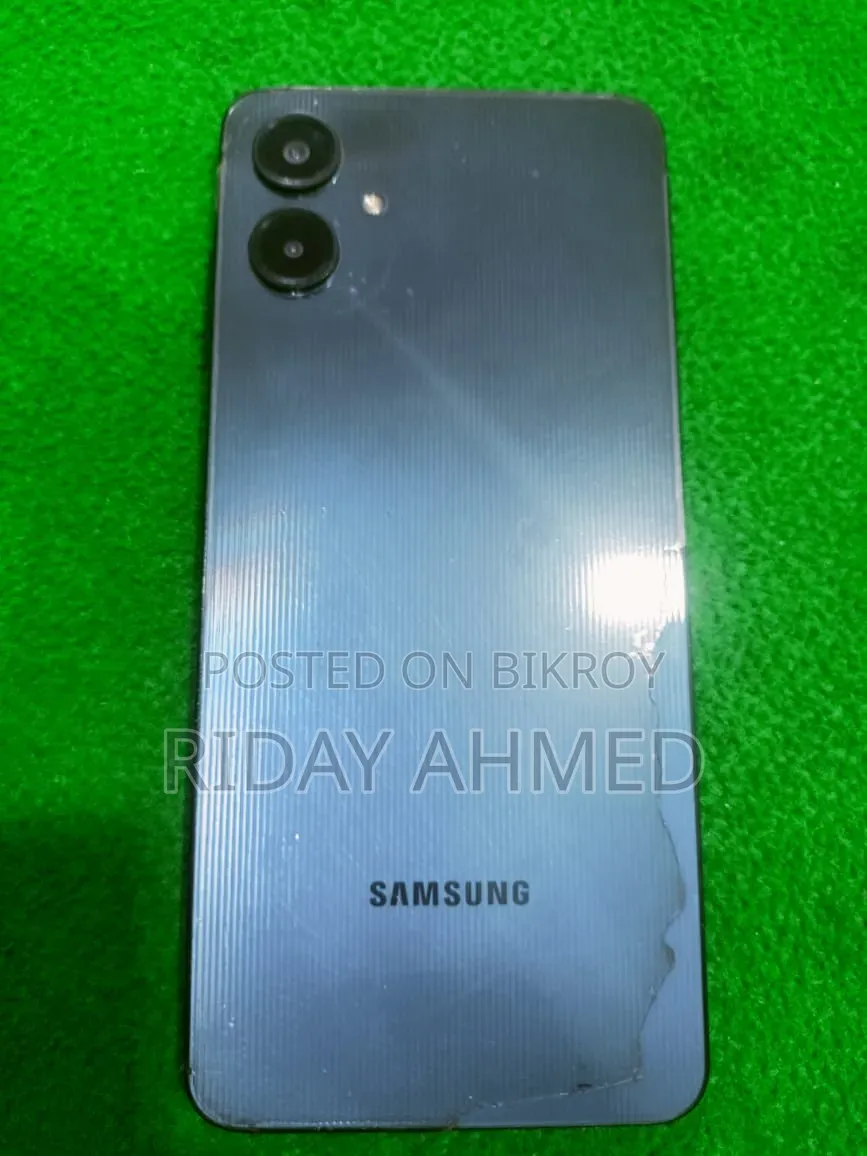 Samsung Galaxy A06 64 GB Black