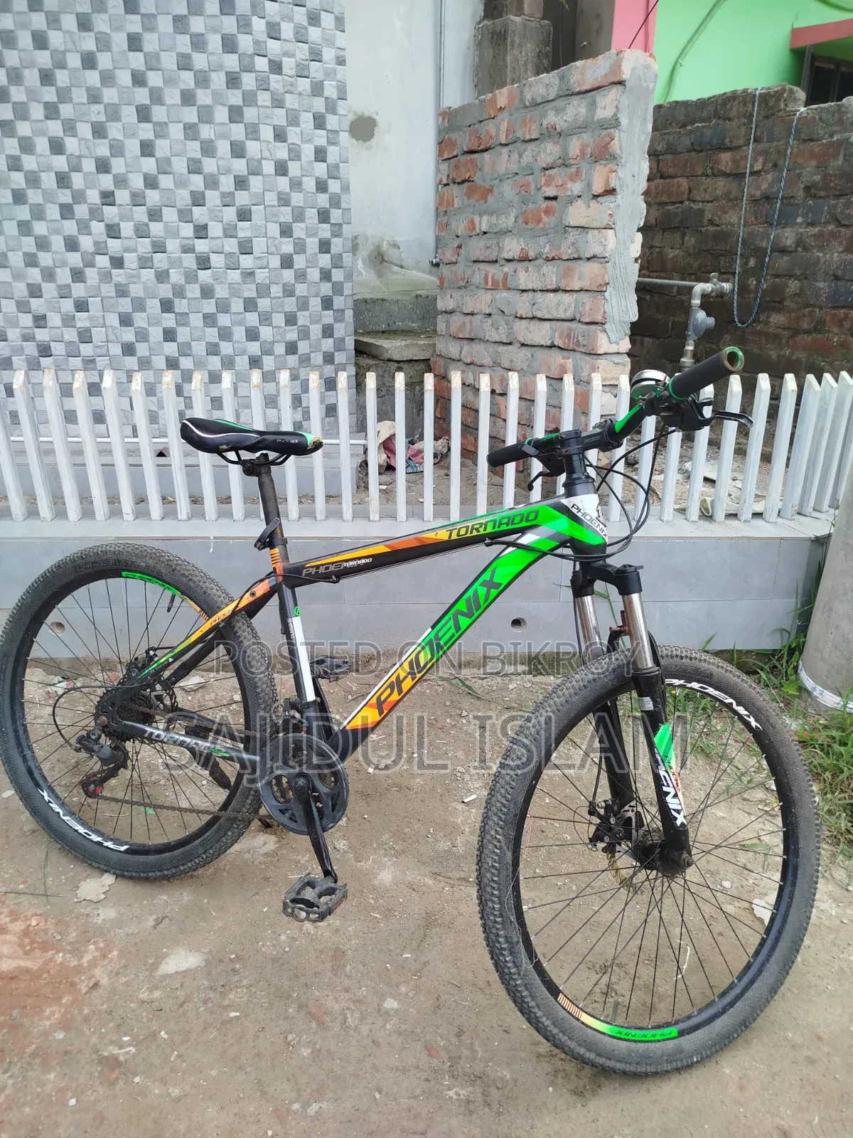Must come to the location to take the bicycle