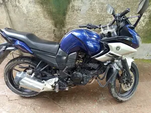 Yamaha FZ 2015 Blue