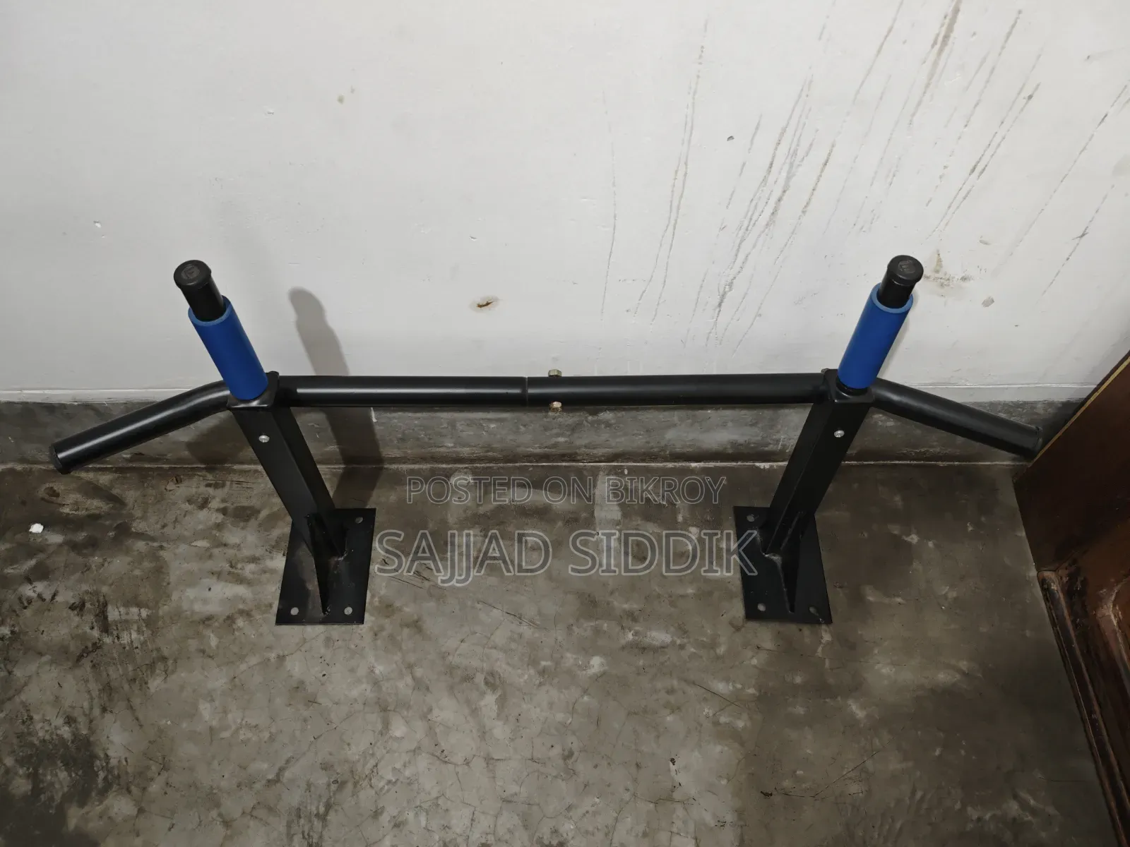 Upper Body Workout Bar