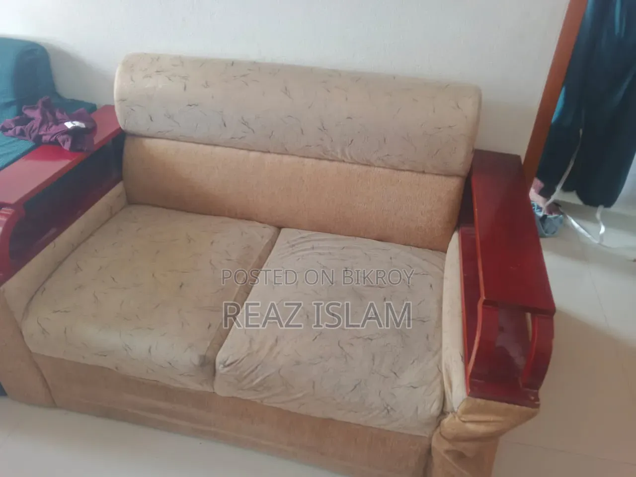 Sofa for sale