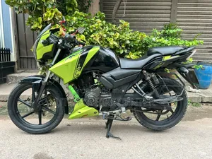 TVS Apache RTR 160 2V 2013 Green