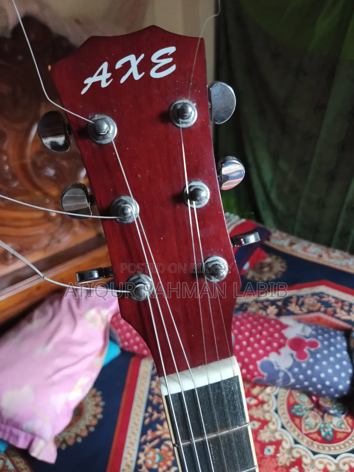 Axe Guitar