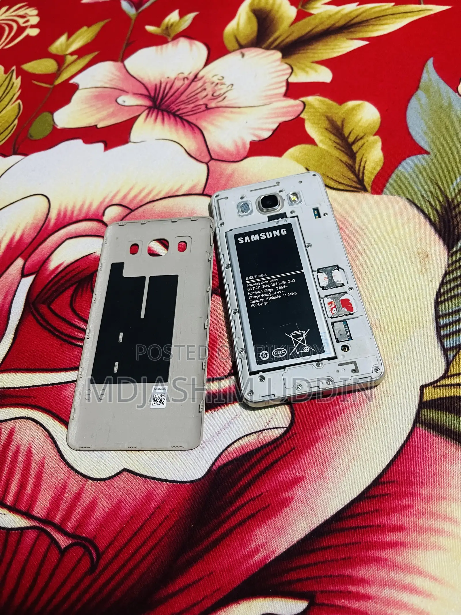 Samsung 16 GB Gold