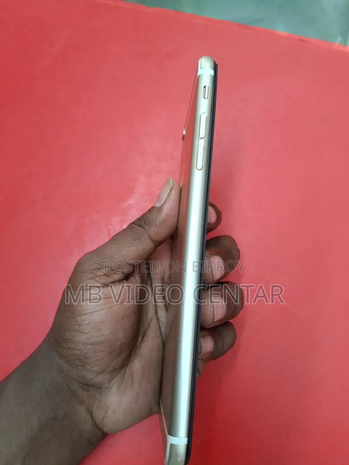 Apple iPhone 6 Plus 64 GB Gold
