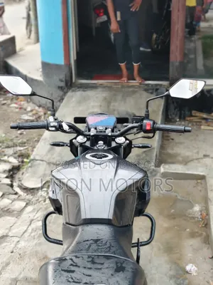 Hero Xtreme 125R 2025 Black