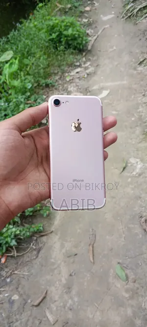 Apple iPhone 7 128 GB Pink