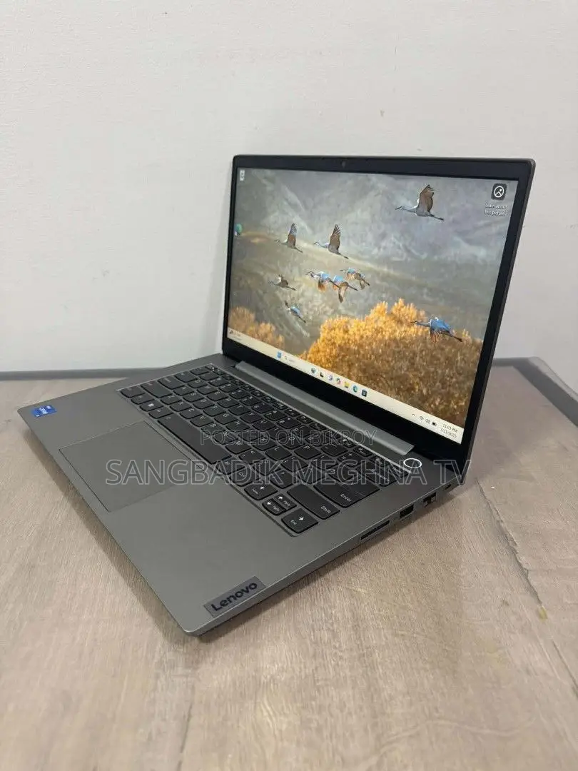 ল্যাপটপ লেনোভো ৩জিবি ইন্টেল এসএসডি ২৫৬জিবি