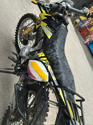 RUSI MP 125 SURF 2016 Black