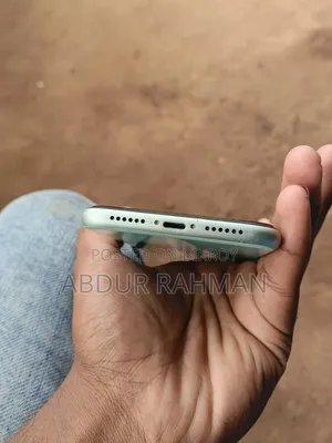 Apple iPhone 11 ১২৮ জিবি সাদা