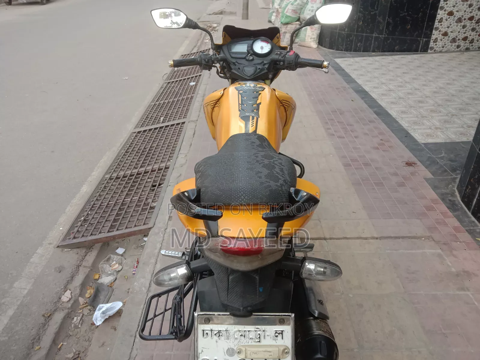 TVS Apache RTR 160 2V 2019 Yellow