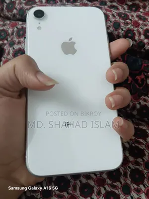 Apple iPhone XR 64 GB White