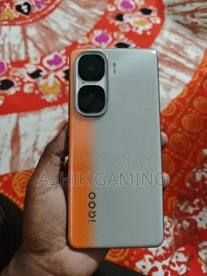 iQOO 256 GB