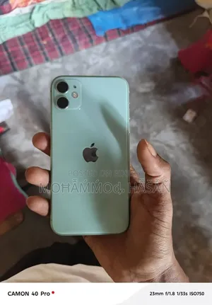 Apple iPhone 11 64 GB