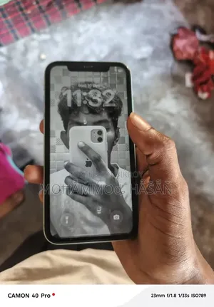 Apple iPhone 11 64 GB