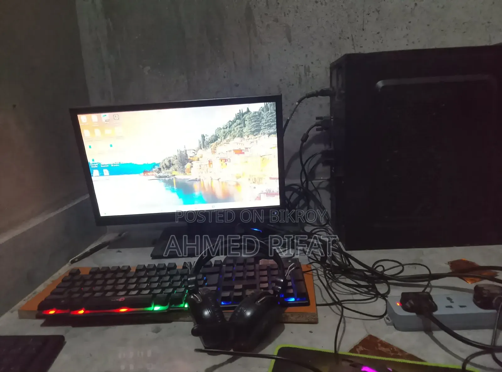 Desktop Computer Dell 8GB Intel SSD 128GB