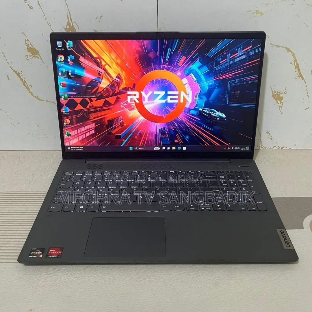 Laptop Lenovo 4GB Intel SSD 500GB