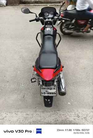 হোন্ডা সিবি ২০০৯ ব্ল্যাক