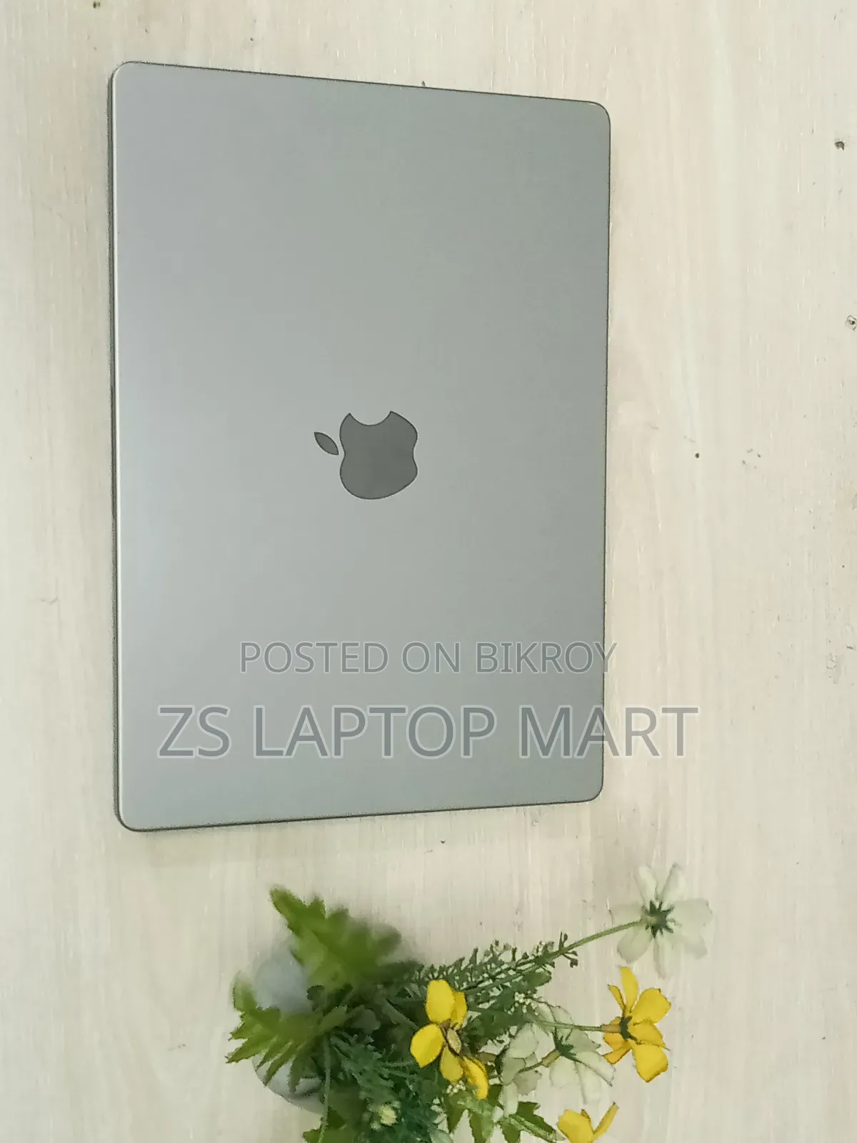 Laptop Apple MacBook Pro 2021 M1 16GB Apple M1 Pro SSD 512GB