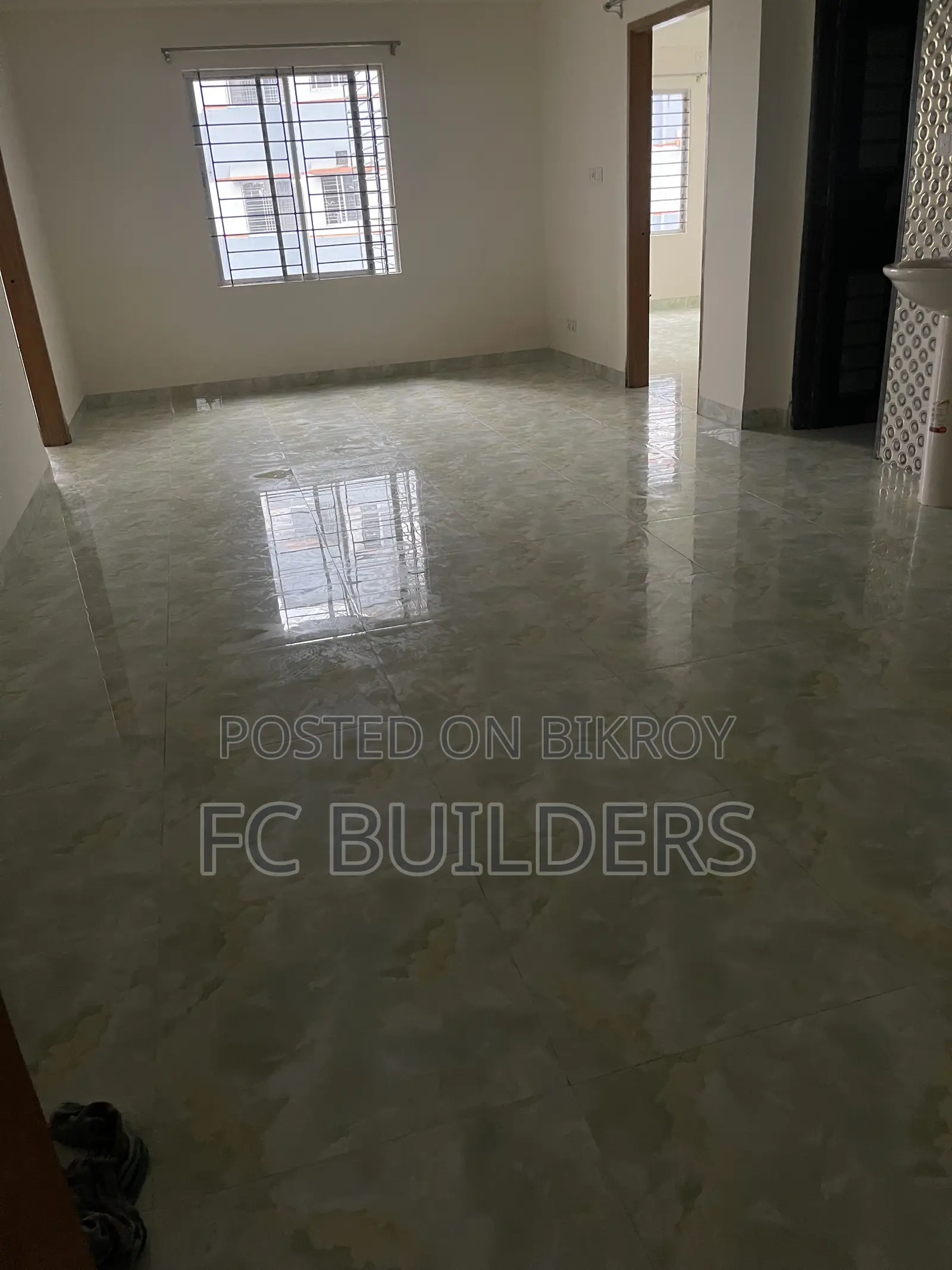 Furnished 3-bedroom Apartment in Ake Fayeznur Tower, ECB Chattar for Sale