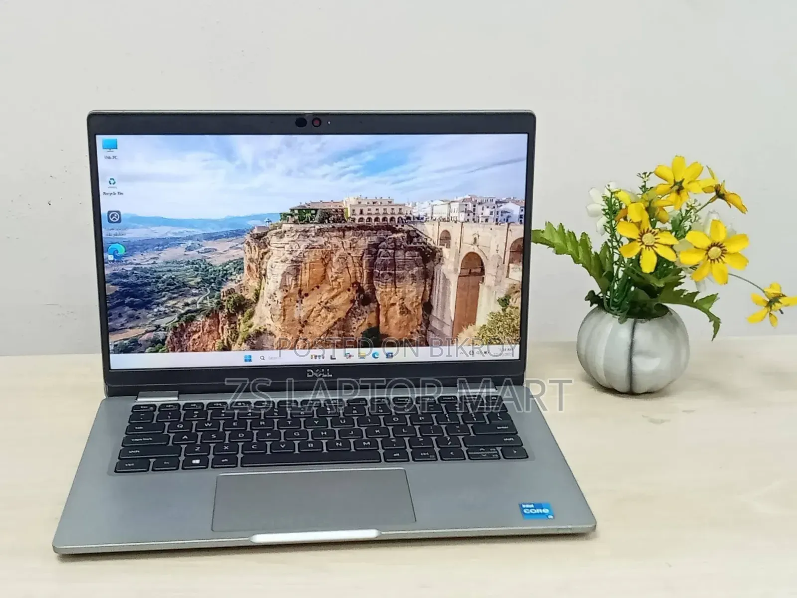 Laptop Dell Latitude 5320 16GB Intel Core I5 SSD 256GB