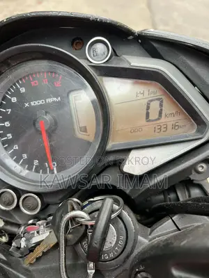 Bajaj Pulsar NS 160 2022 Red