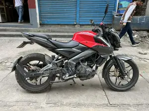 Bajaj Pulsar NS 160 2022 Red