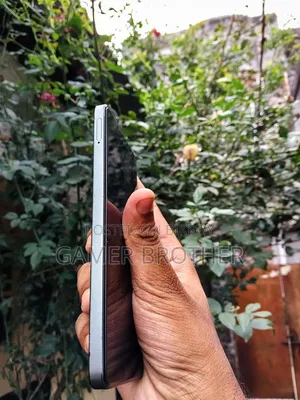 New Realme C67 128 GB Green