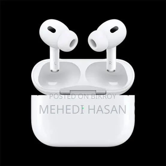 Several brand new, unused earbuds