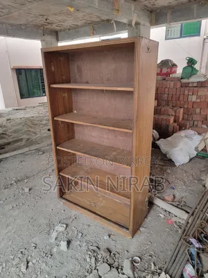 কাঠের বুক সেলফ