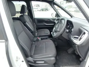 Toyota Noah 2022 Pearl