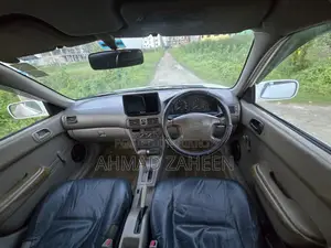 Toyota Corolla Sedan 1999 White