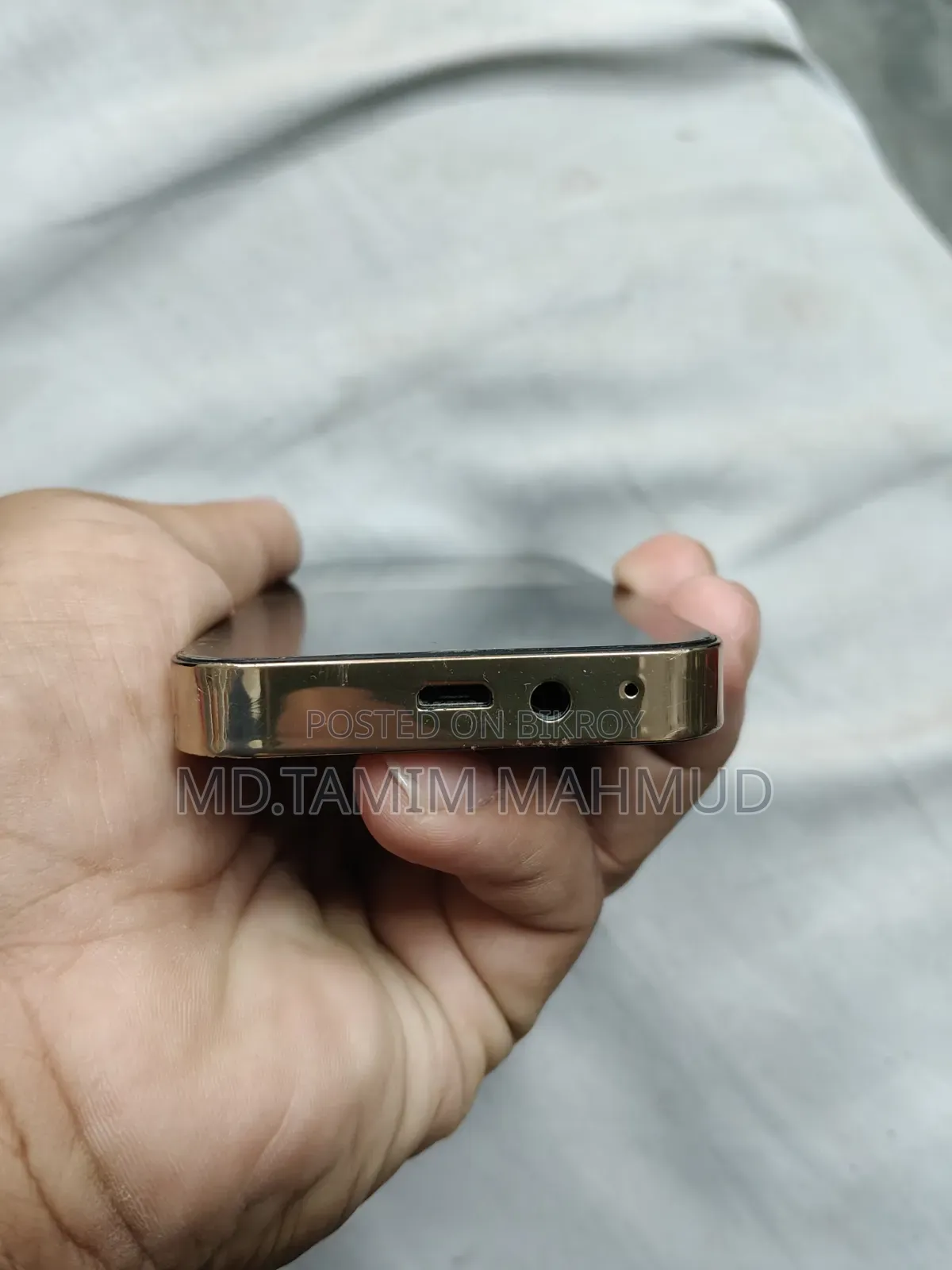 Itel It6360 Gold