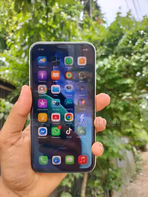 Apple iPhone 11 128 GB White