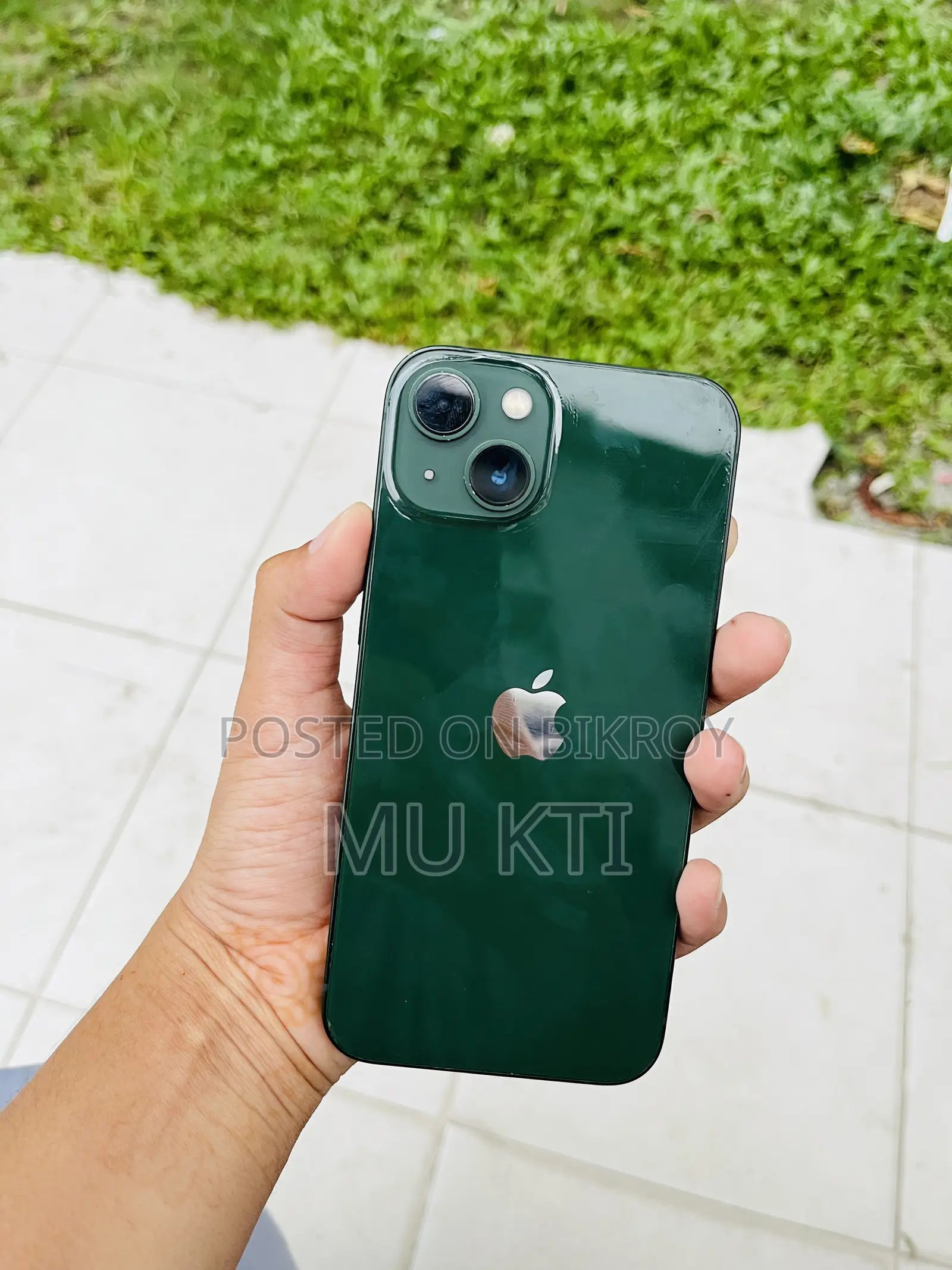 Apple iPhone 13 128 GB Green